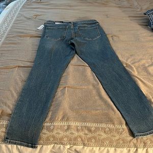 Super skinny pair of blue jeans from old navy